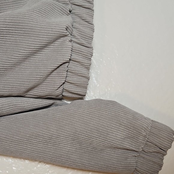 Haute Monde Soft Pink and Gray Jacket - Picture 4 of 7